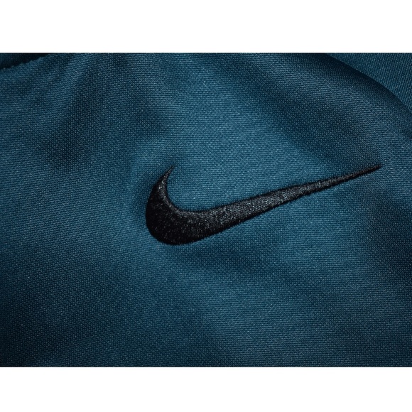 Men’s Nike dry fit 1/2 zip sweatshirt - Picture 4 of 4